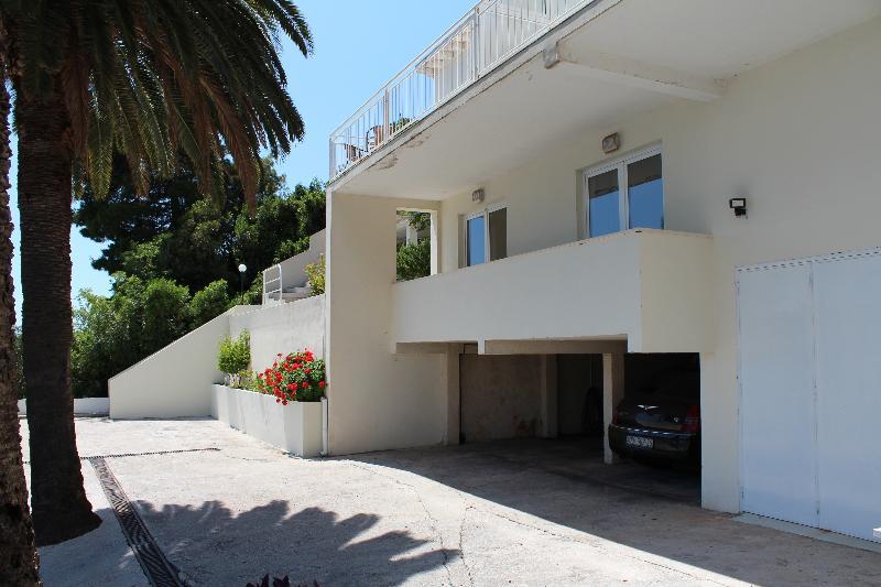 Apartments Lozica Dubrovnik Bagian luar foto