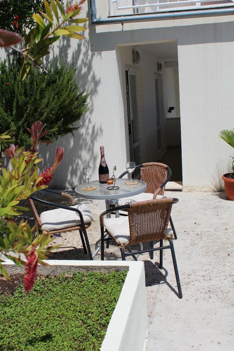Apartments Lozica Dubrovnik Bagian luar foto